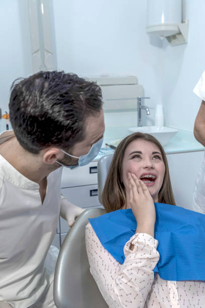 Best Emergency Treatment for Dental Infections or Abscesses in Brooksi, DE